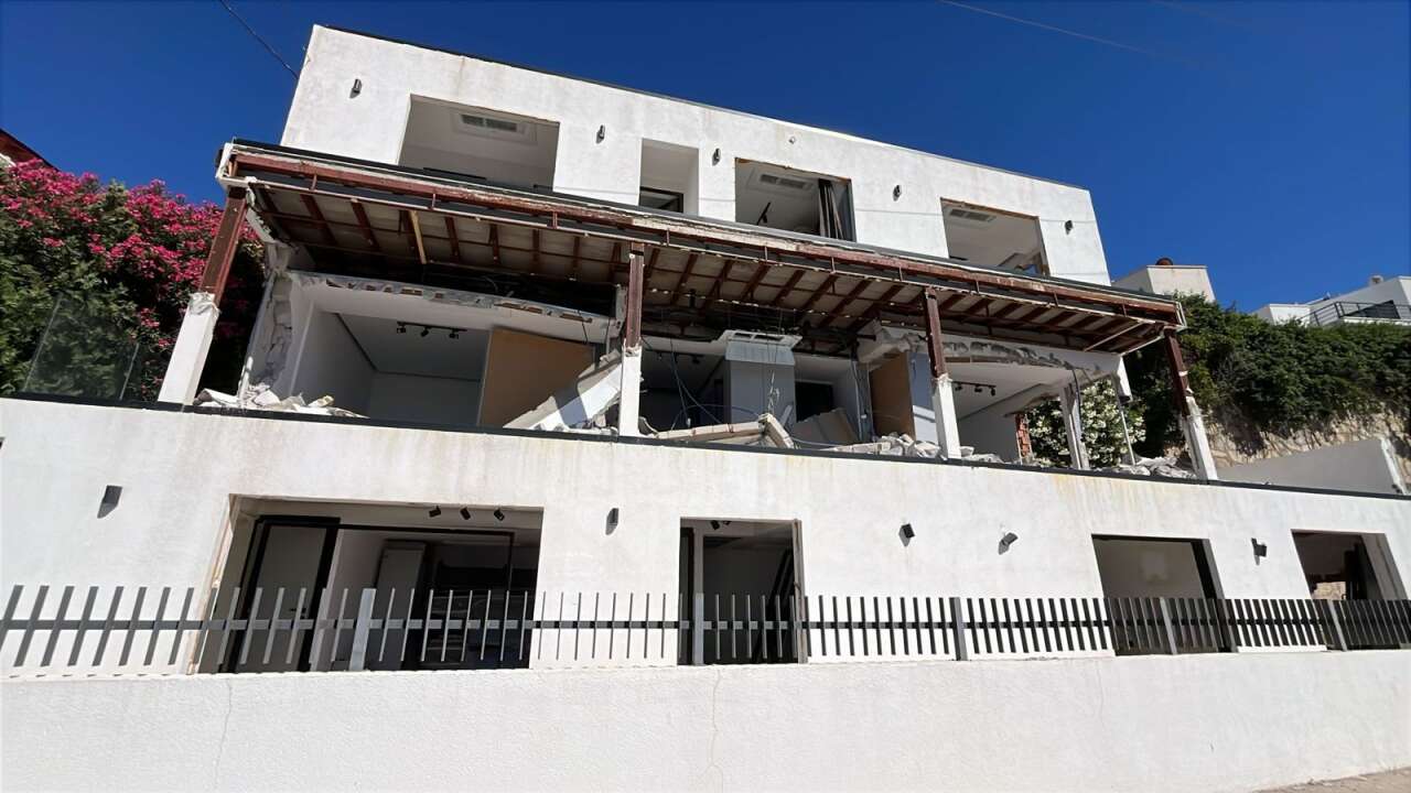 Bodrum'da Kaçak Yapıyla Mücadele Sürüyor: 2026'da 53 Kaçak Yapı Yıkıldı 4